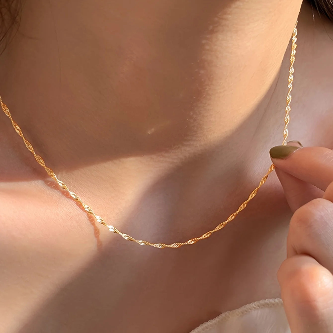 Exquisite Gold Plated Thin Chain Necklace